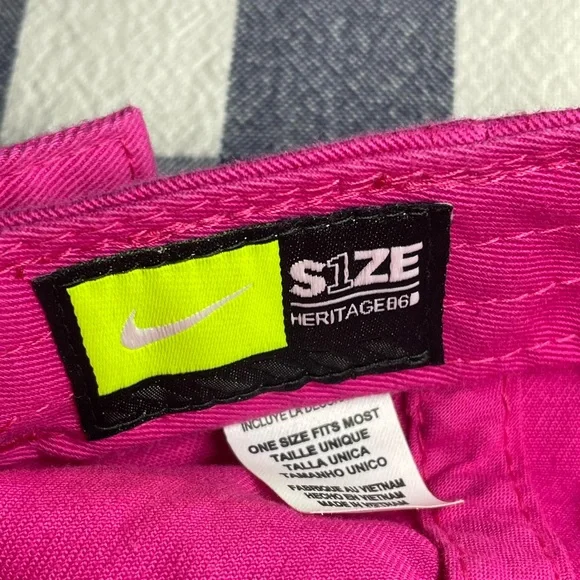 Nike hat - Picture 5 of 5